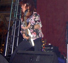 038 Ratchet on lead guitar