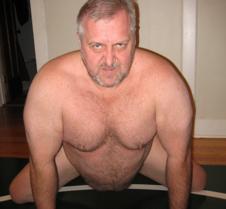 currently bench pressing 315 daddybear