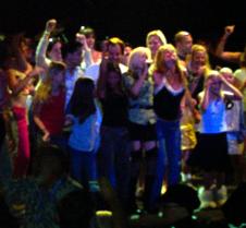 9541 inviting fans up on stage