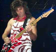 0988 impersonating The King (of guitar)