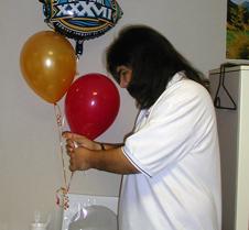 017_wrong_color_baloons