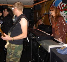 018 Anita on keyboards
