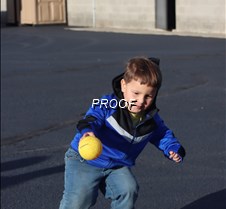 hc kid throw ball 