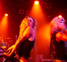 9293 Metal Skool rocks