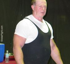 muscle grandaddy powerlifting event pict