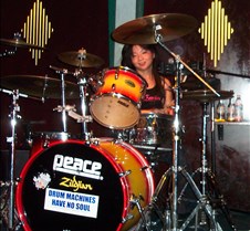 5338 Yumi on drums