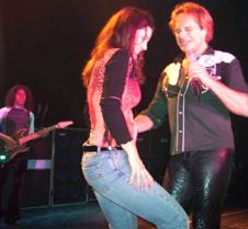 4936 a girl steps on stage
