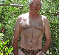 very hairy australian daddy