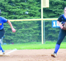 jsoftball-emmaatthird-C