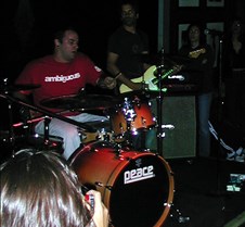 018_drumming