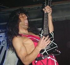 043_wailing