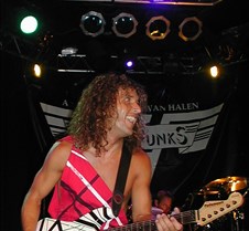 022_Brian_Young_shreds