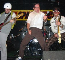 093 rocking like only they can